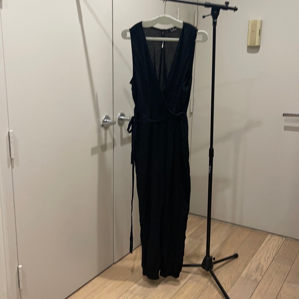 LuLu’s Black Wrap Jumpsuit - Size XL